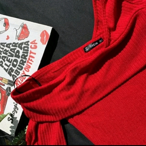 Asymetrical Neck Foldover Front Rib-knit Tee - Picture 1 of 1